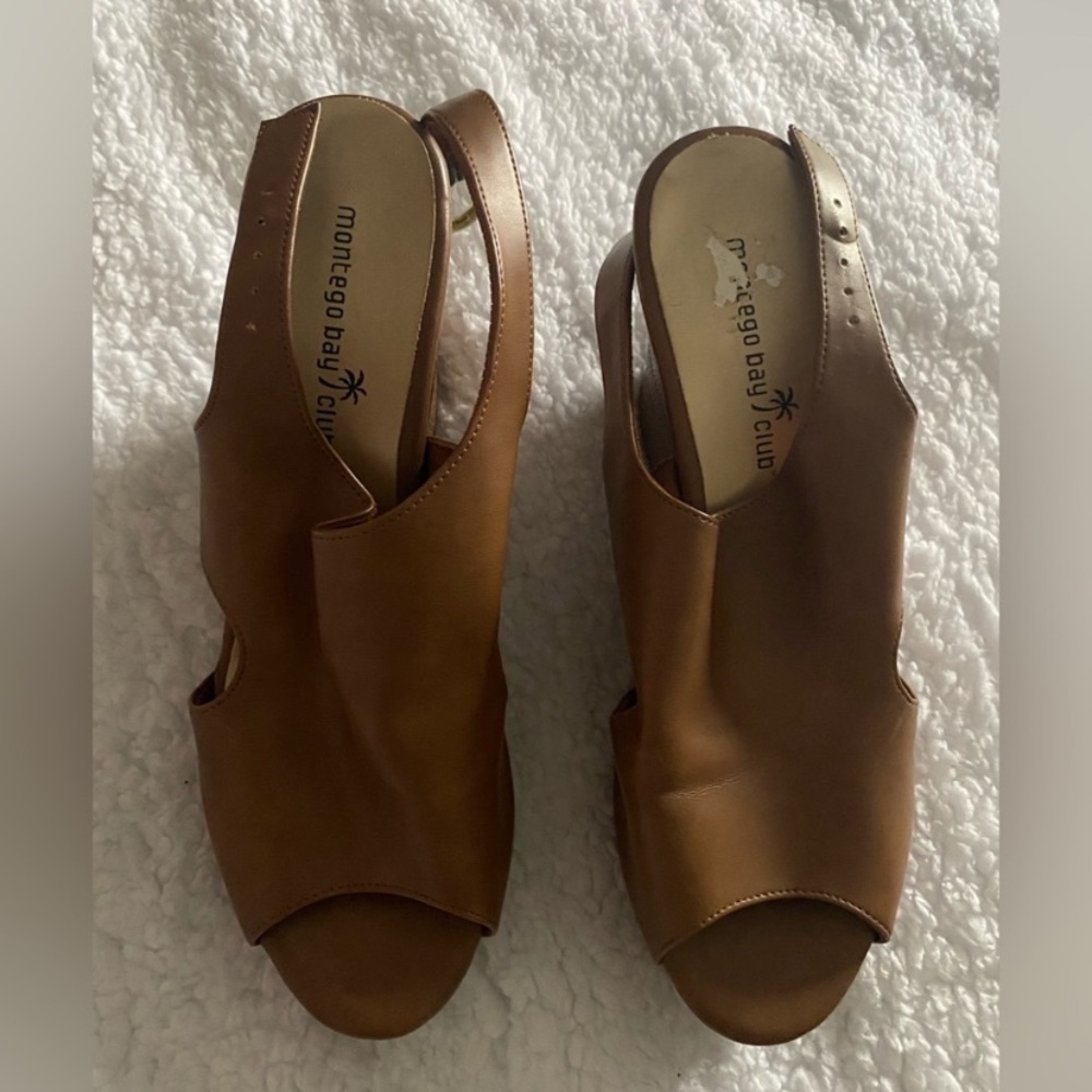 Montego Bay Club Tan Wedge Sandals women size 10
